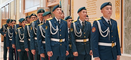 Архив Президента РК презентовал уникальное издание о героях войны фото галереи 4